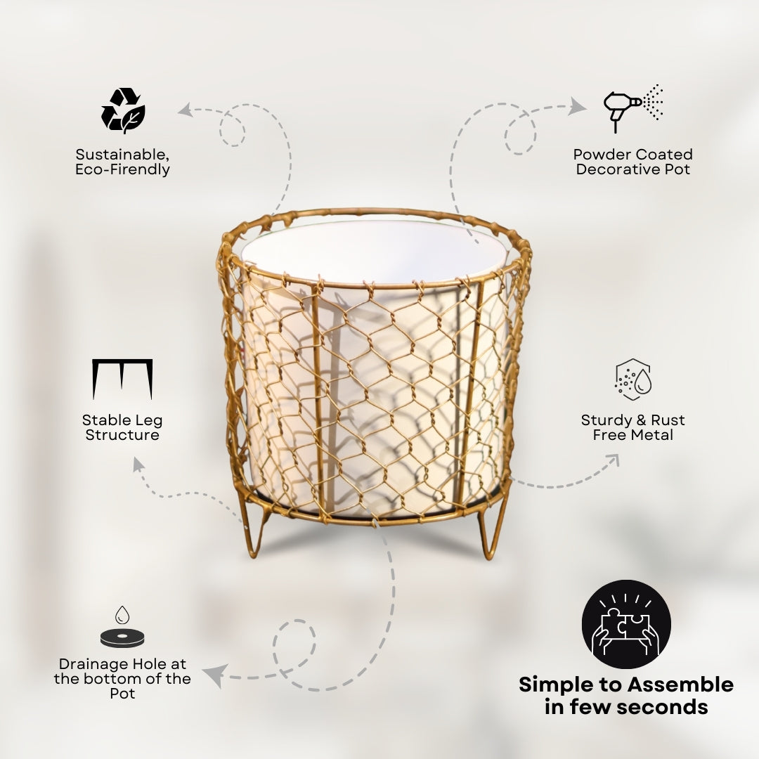 Golden Mesh Metal Pot with stand- 5.9 inches