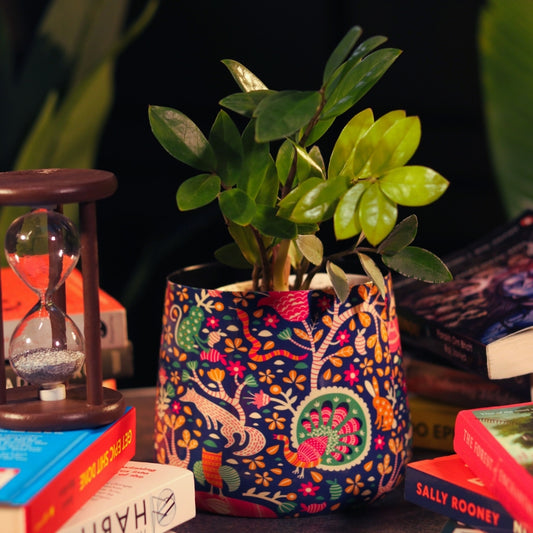 Jungle Aesthetic Meena Metal Pot- 5 inches (Only Pot)