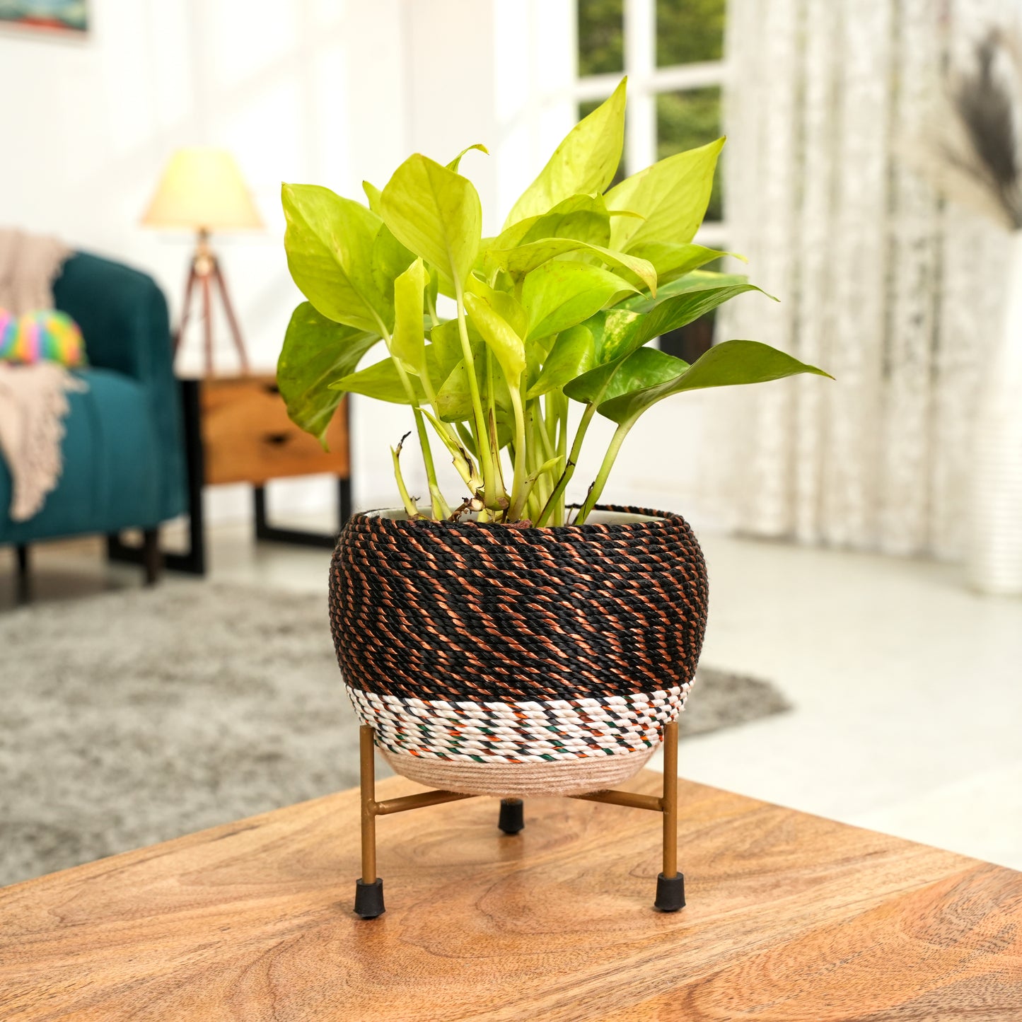 Brown Thread Woven Metal Pot with stand- 5.9 inches